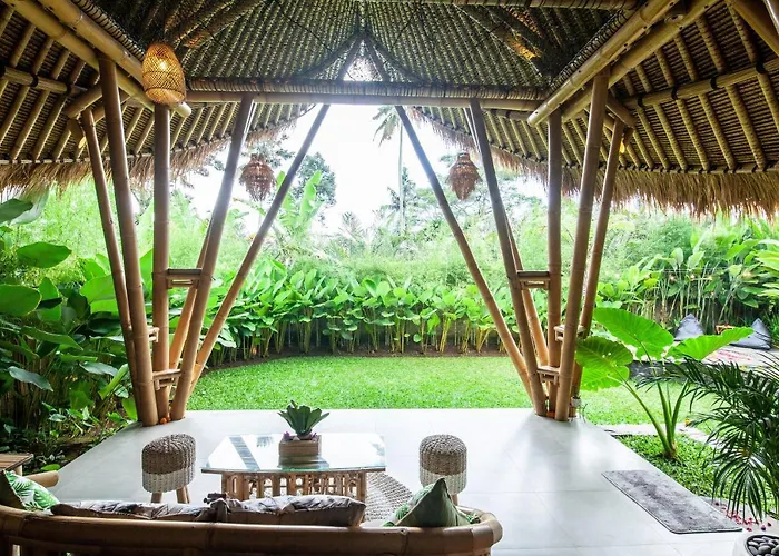Villa Balikayanas Bamboo House - Miggiell House