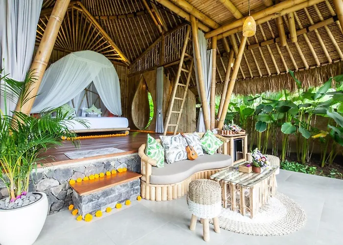 Balikayanas Bamboo House - Miggiell House Villa *