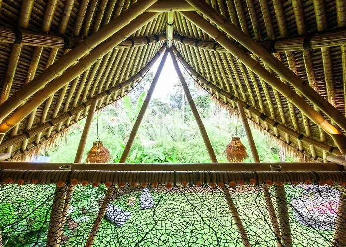 Villa Balikayanas Bamboo House - Miggiell House