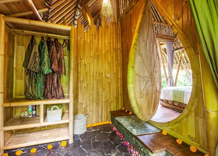 Balikayanas Bamboo House - Miggiell House Villa *